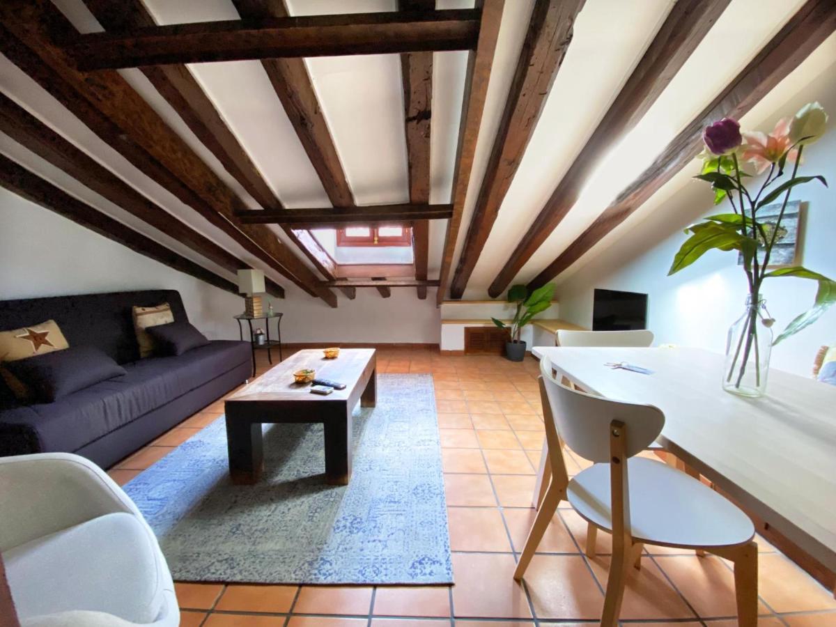 Apartament La Cueva De Leon Madryt Zewnętrze zdjęcie