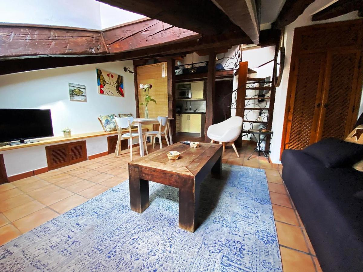 Apartament La Cueva De Leon Madryt Zewnętrze zdjęcie